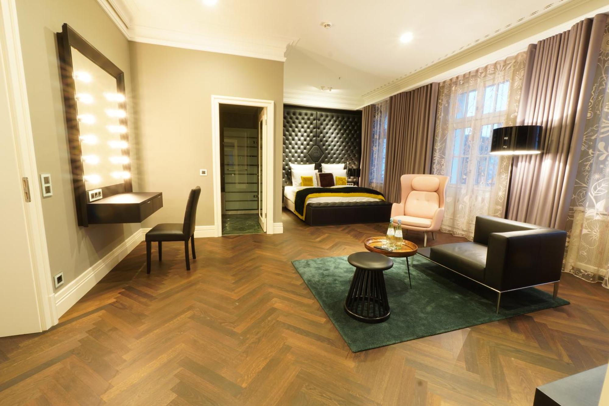 Lumiere Boutiquehotel Im Fuerstenhof Leipzig Exteriör bild