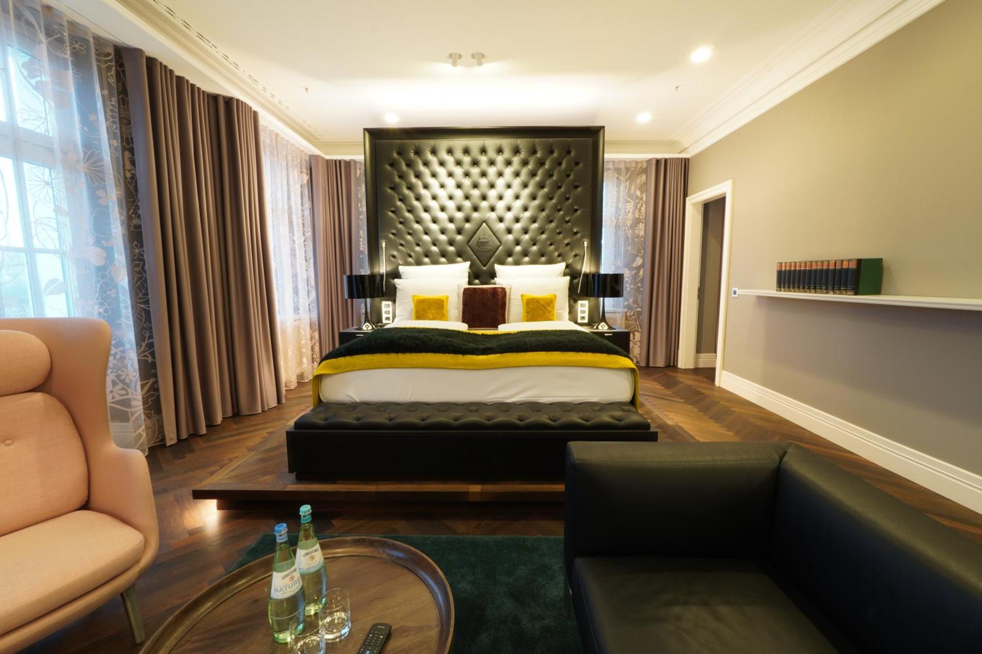 Lumiere Boutiquehotel Im Fuerstenhof Leipzig Exteriör bild